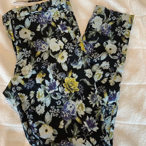 H&M FLORAL PANTS - Picture 1 of 5